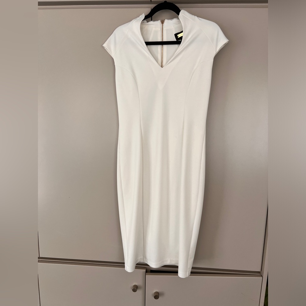 White zip back dress size L